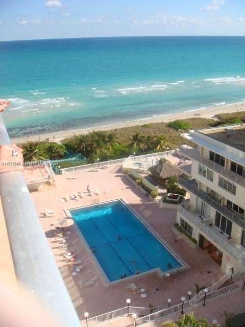 Small Image of 5401 Collins Ave, Miami Beach, FL 33140, USA Number 2
