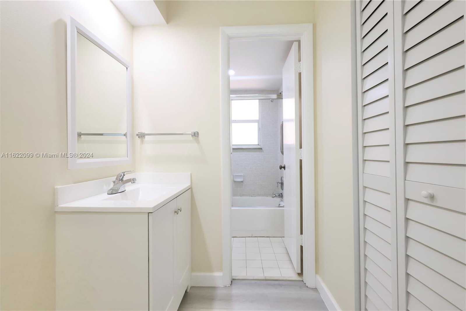 Small Image of 6870 ROYAL PALM BLVD #210M, Margate Number 12