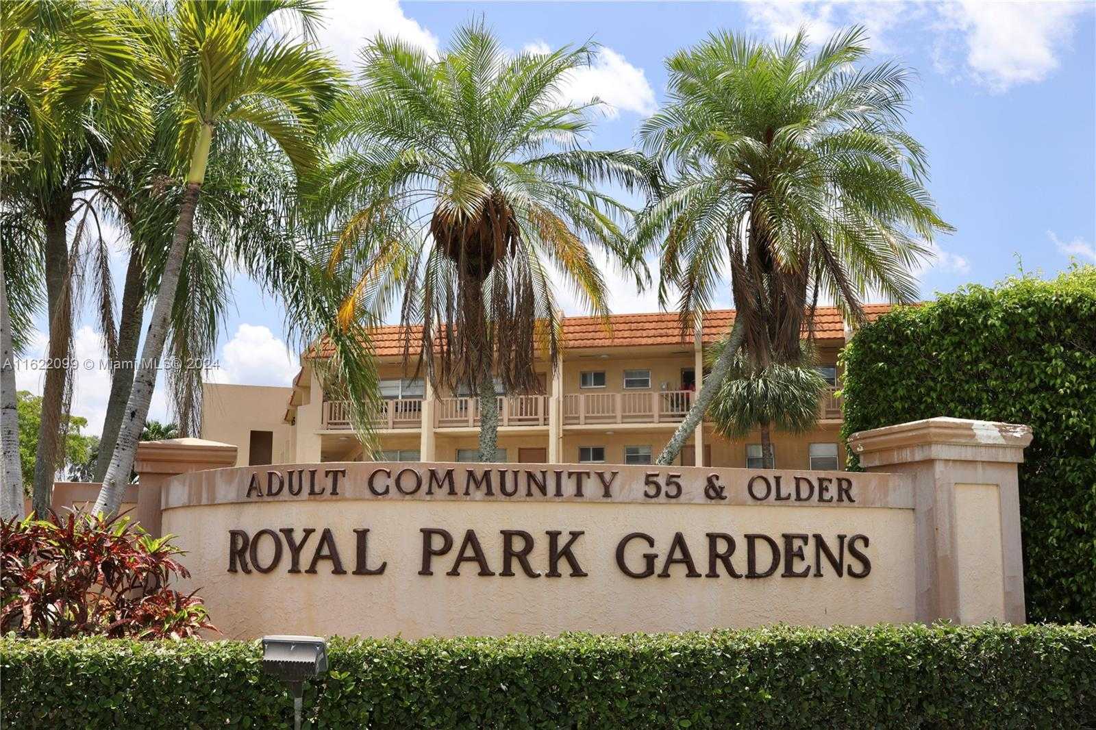 Small Image of 6870 ROYAL PALM BLVD #210M, Margate Number 24