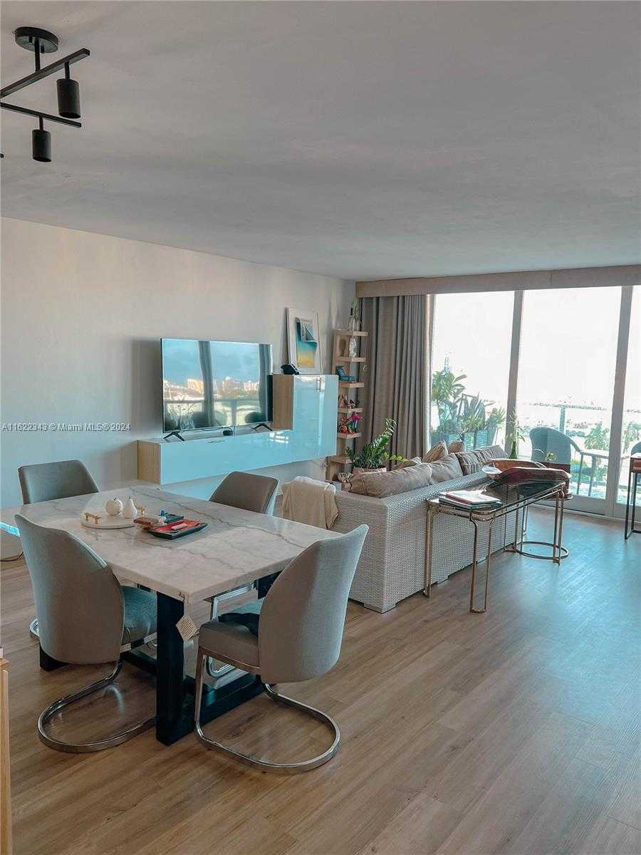Small Image of 1000 WEST AVE #730, Miami Beach Number 14
