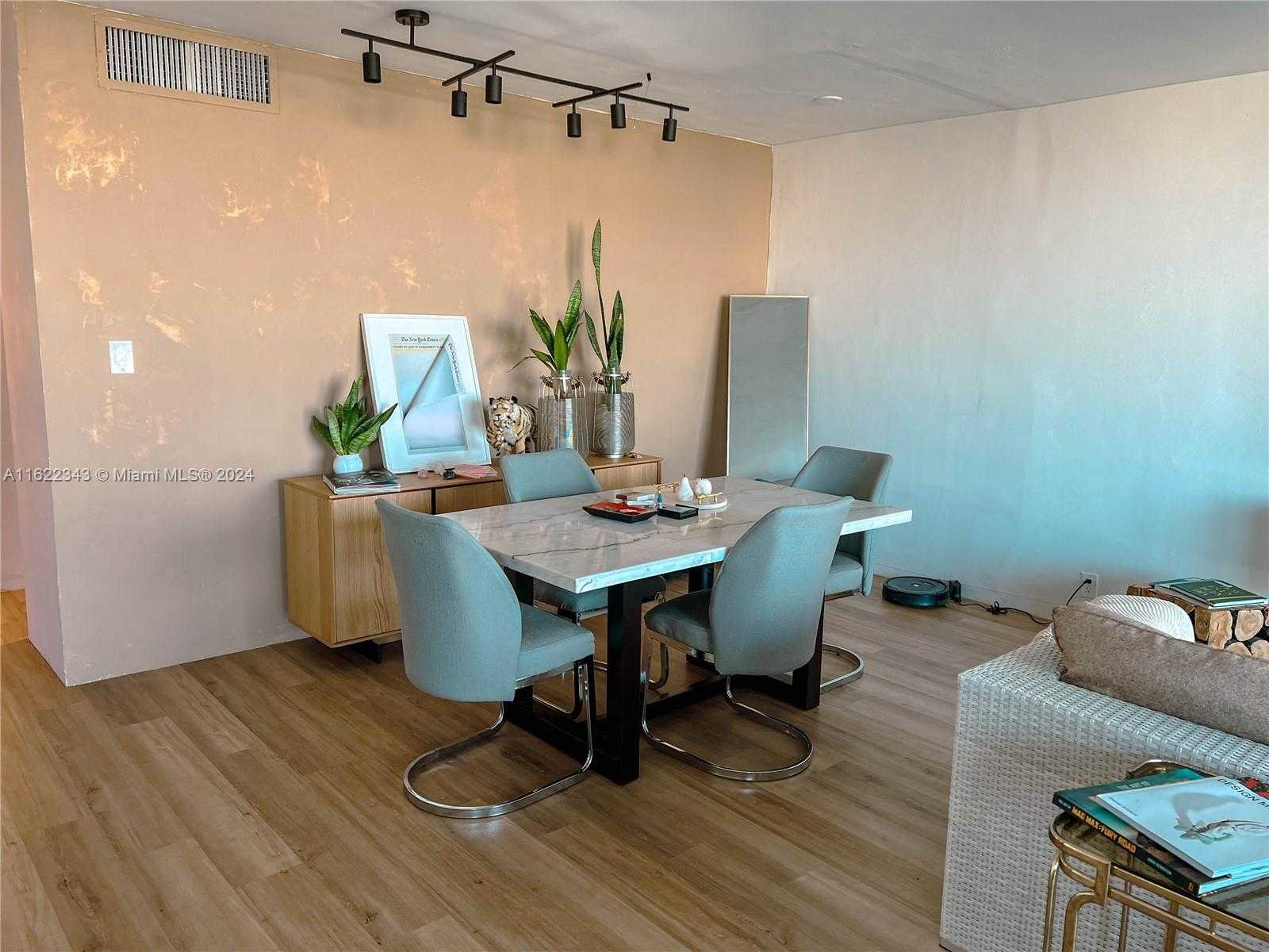 Small Image of 1000 WEST AVE #730, Miami Beach Number 6