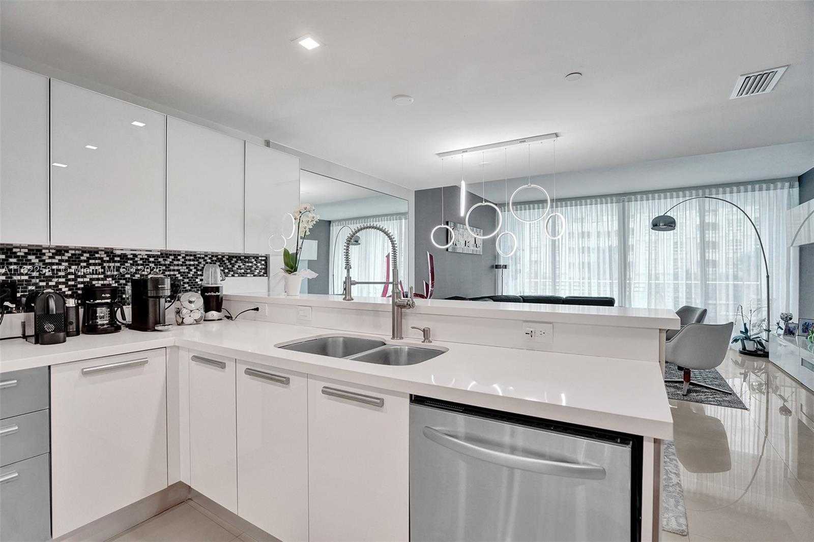 Small Image of 2950 NORTH EAST 188TH ST #325, Aventura Number 17