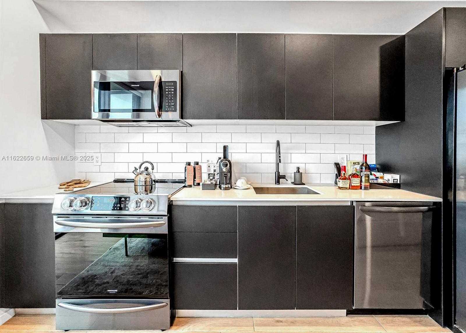 Small Image of 398 NORTH EAST 5TH ST #4416, Miami Number 17
