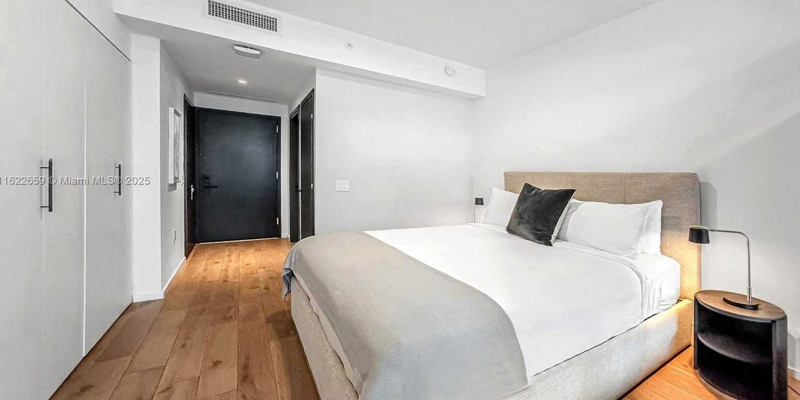 Small Image of 398 NORTH EAST 5TH ST #4416, Miami Number 2