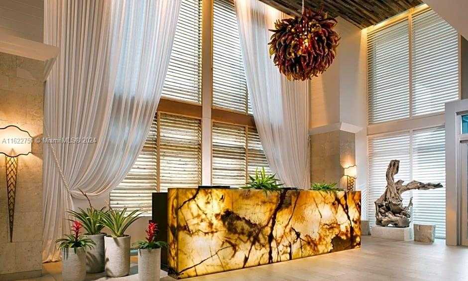 Small Image of 17315 Collins Ave, Sunny Isles Beach, FL 33160, USA Number 12