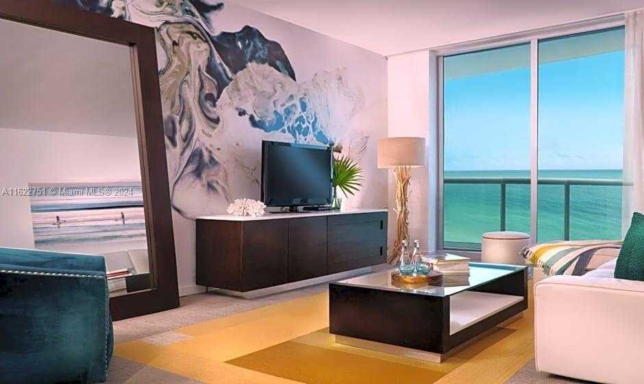 Small Image of 17315 Collins Ave, Sunny Isles Beach, FL 33160, USA Number 5