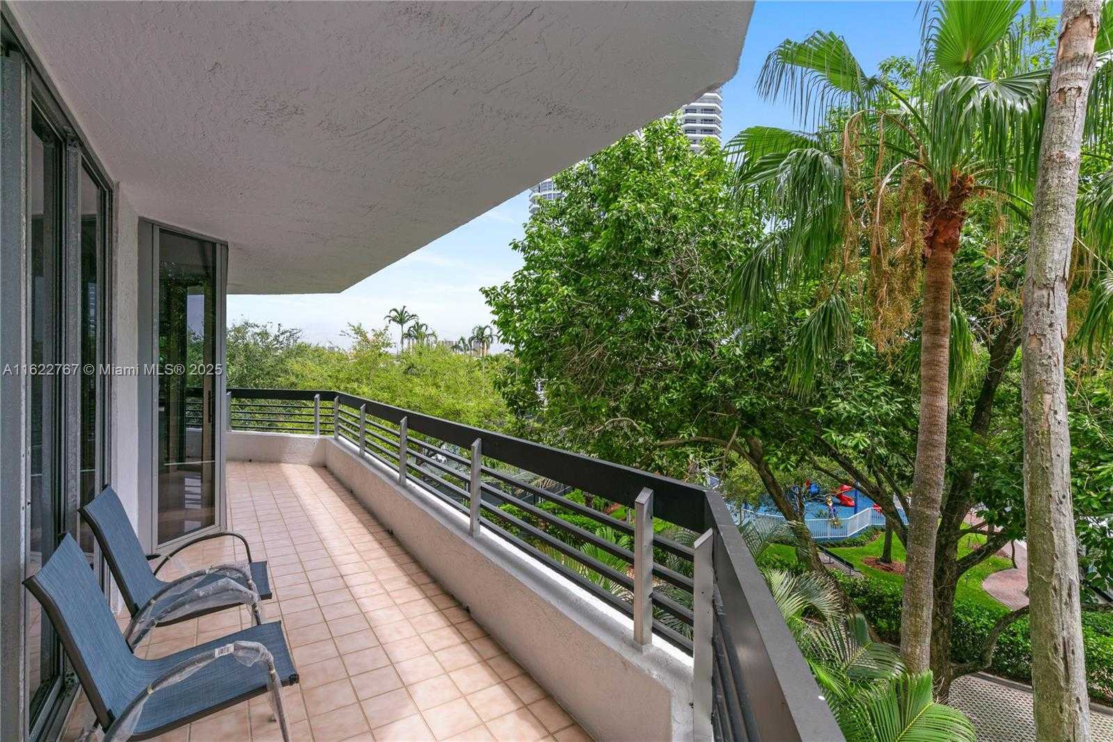 Small Image of 3600 MYSTIC POINTE DR #407, Aventura Number 18