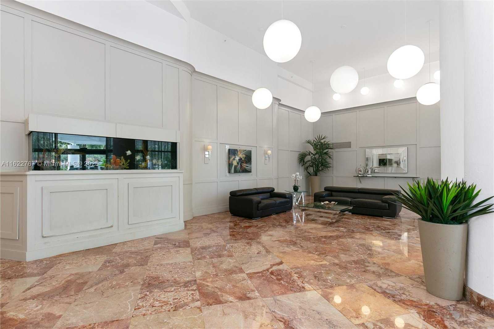 Small Image of 3600 MYSTIC POINTE DR #407, Aventura Number 2