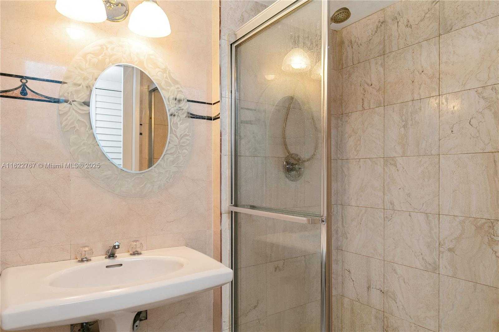 Small Image of 3600 MYSTIC POINTE DR #407, Aventura Number 23