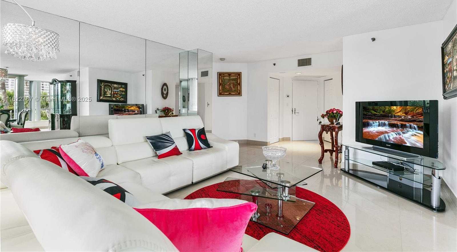 Small Image of 3600 MYSTIC POINTE DR #407, Aventura Number 4