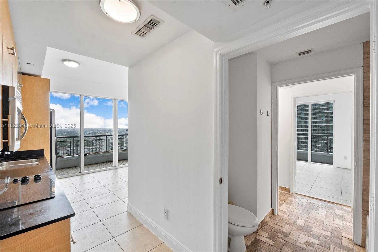 Small Image of 60 SOUTH WEST 13TH ST #1921, Miami Number 14