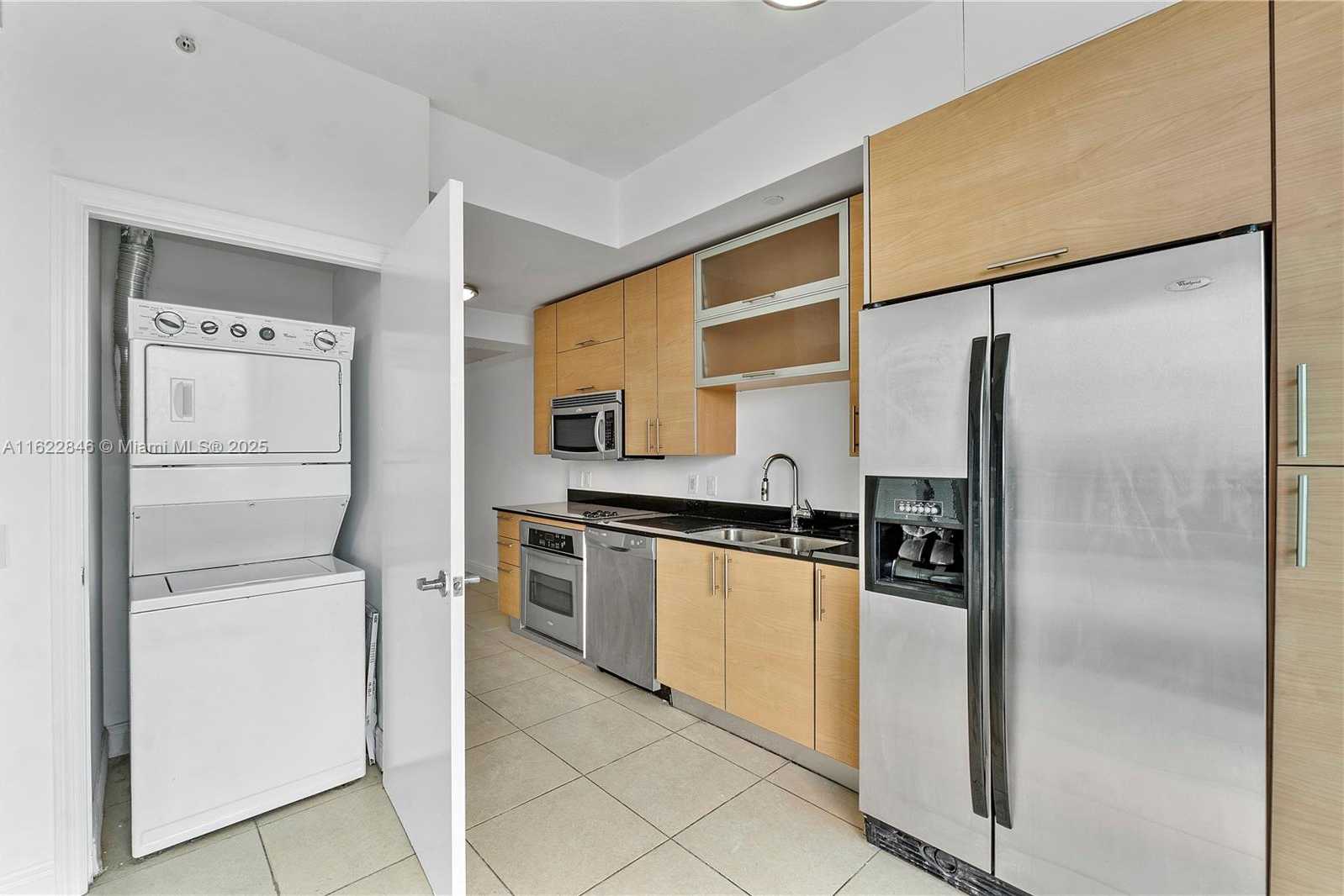 Small Image of 60 SOUTH WEST 13TH ST #1921, Miami Number 15