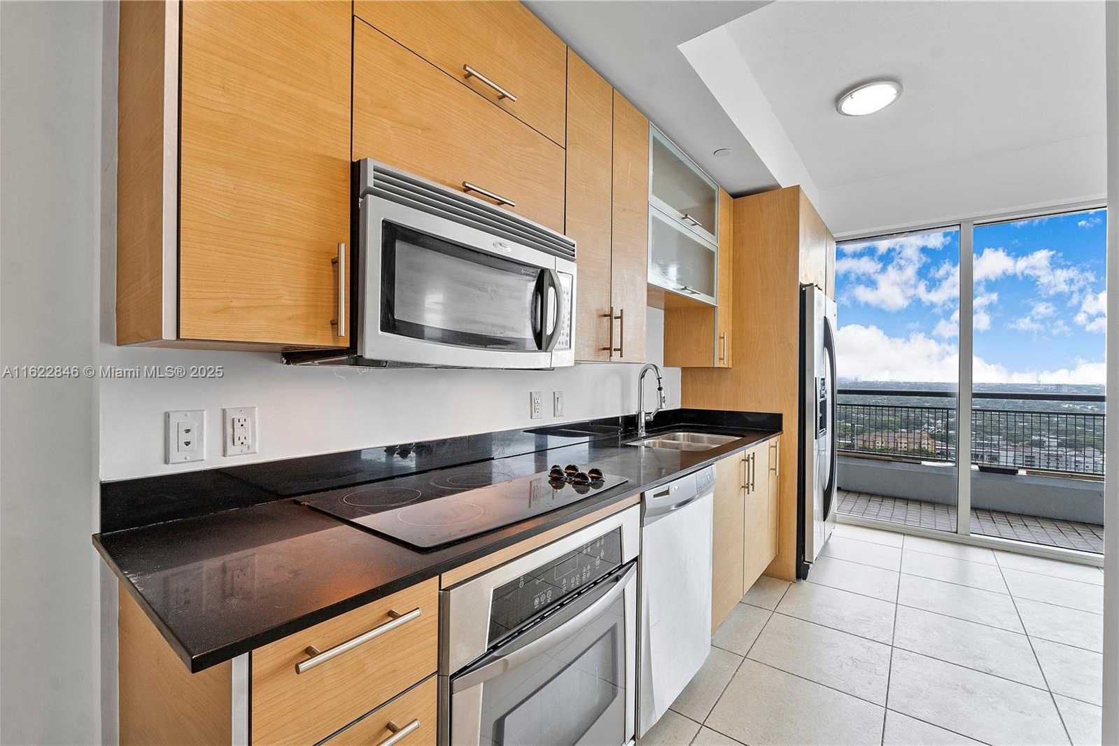 Small Image of 60 SOUTH WEST 13TH ST #1921, Miami Number 16