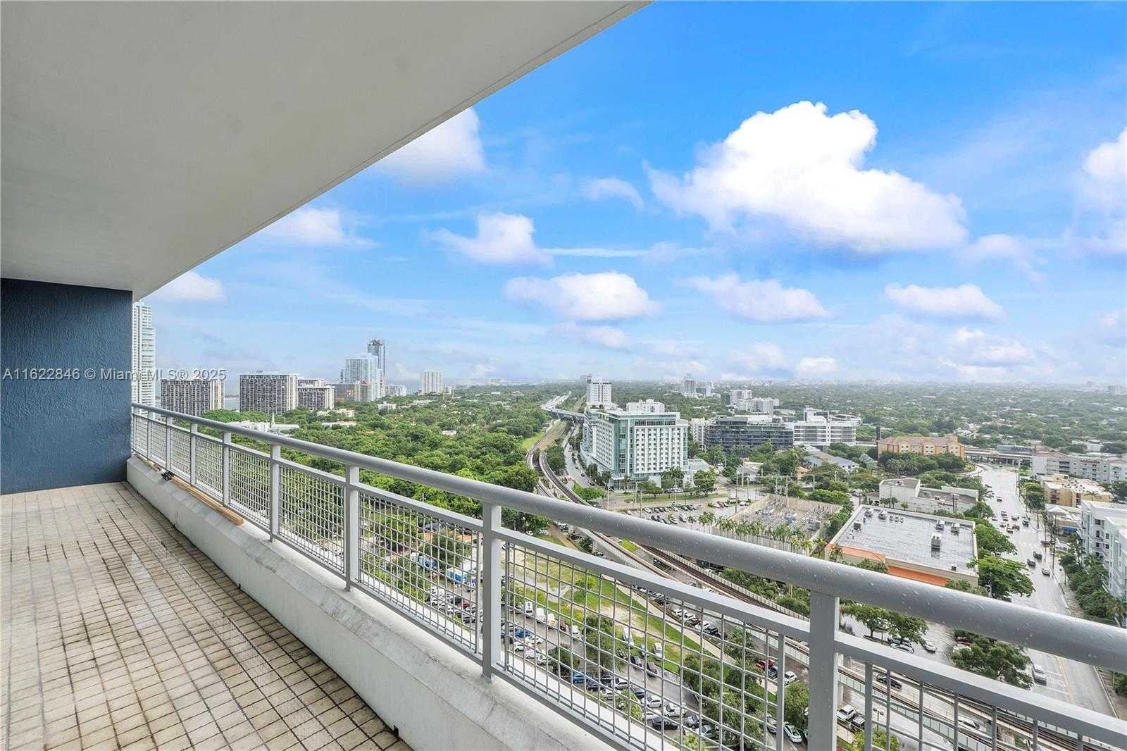 Small Image of 60 SOUTH WEST 13TH ST #1921, Miami Number 17