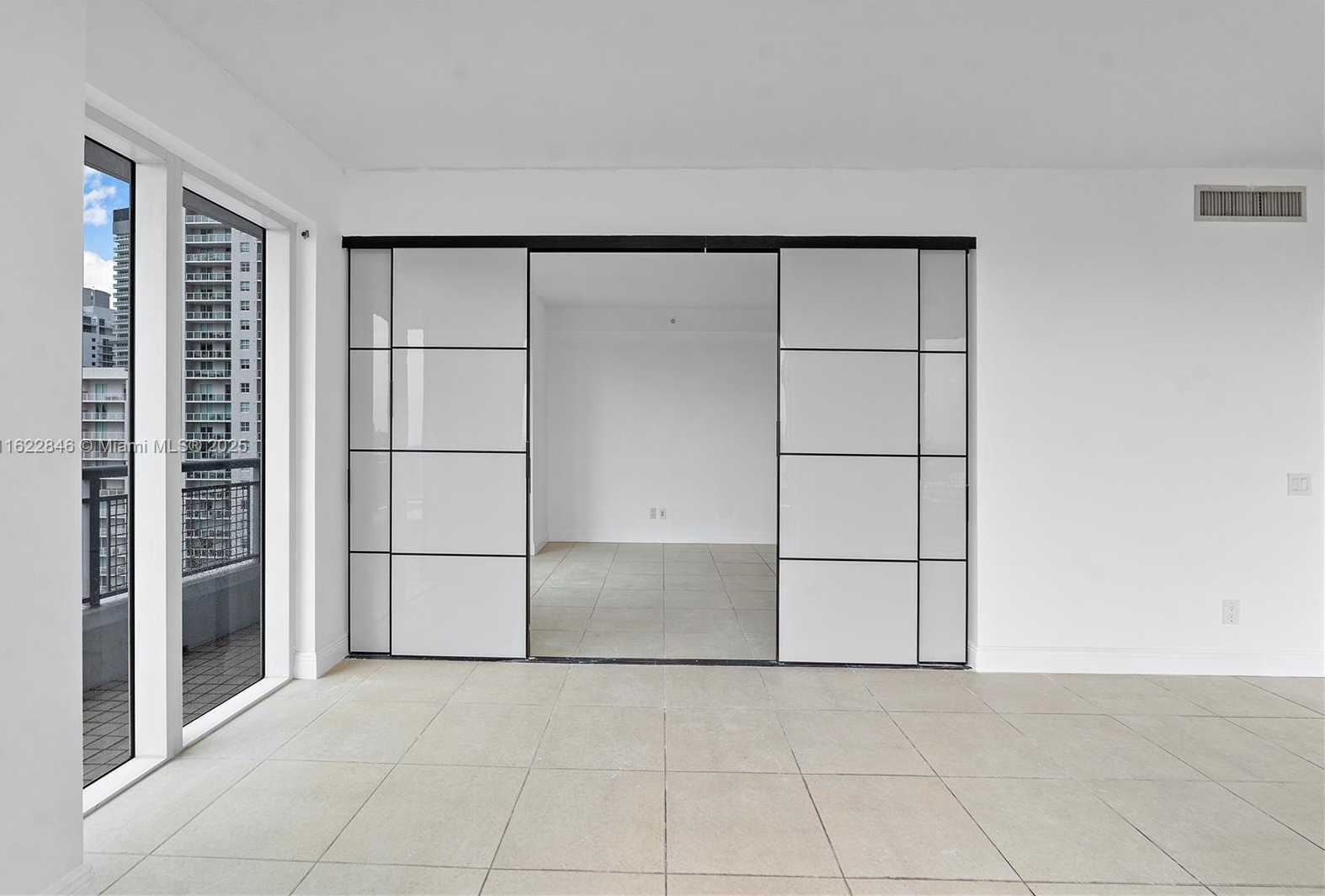 Small Image of 60 SOUTH WEST 13TH ST #1921, Miami Number 4