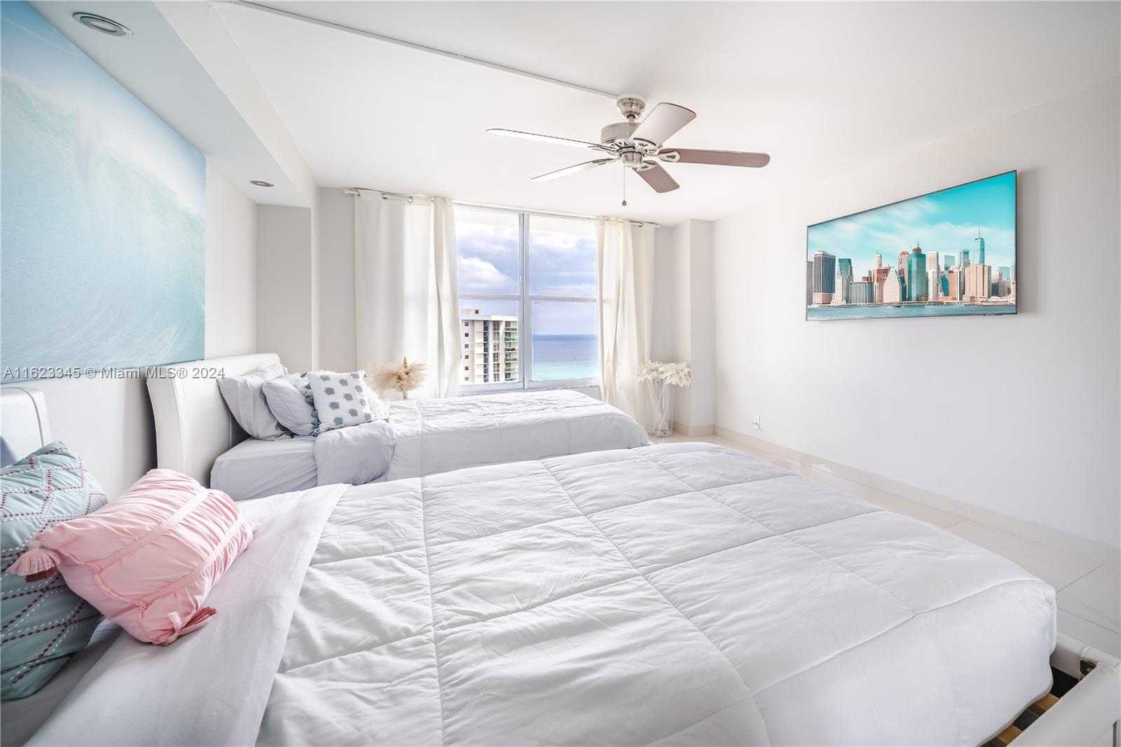 Small Image of 3800 SOUTH OCEAN DR #1512A, Hollywood Number 12