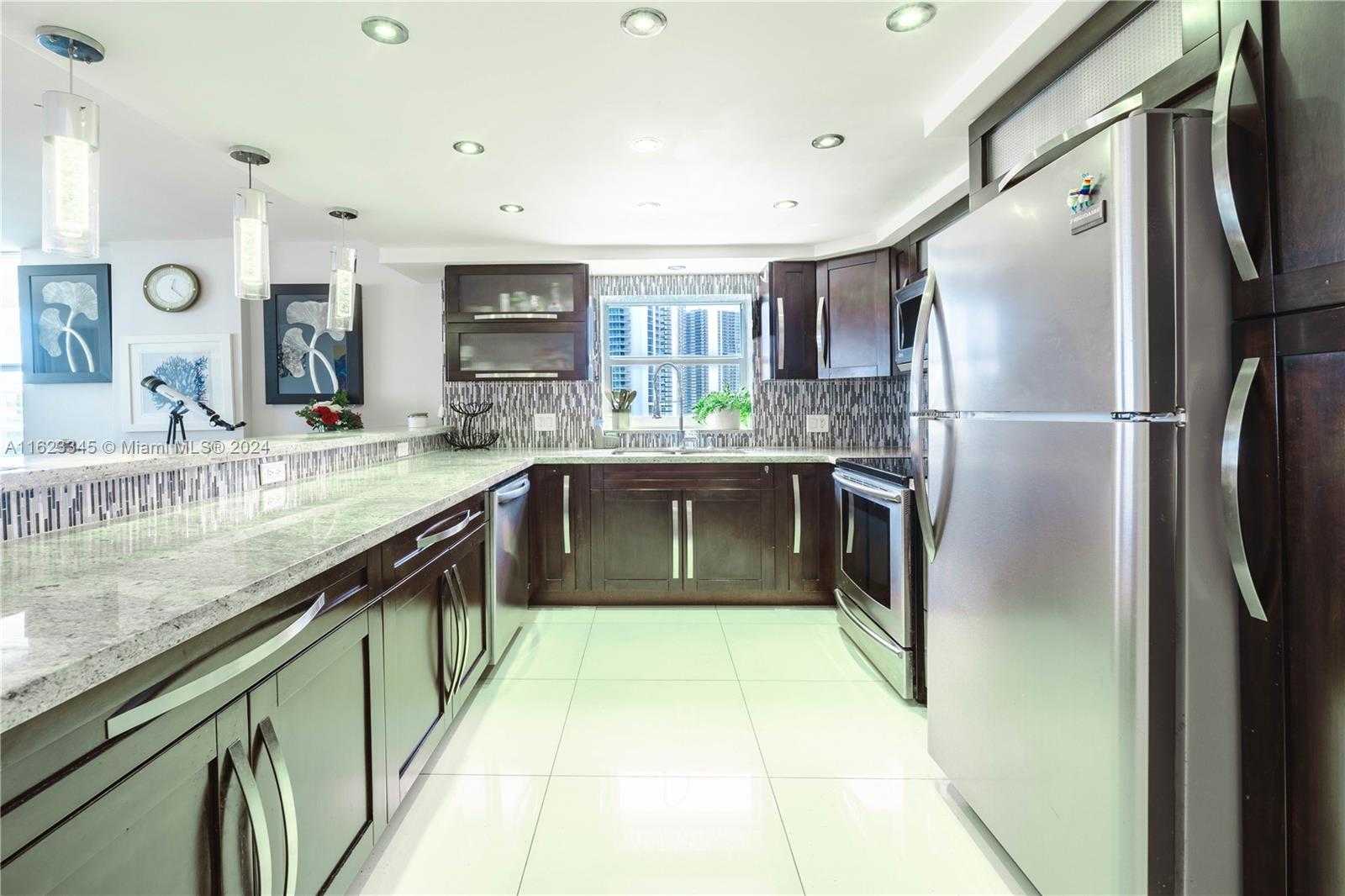Small Image of 3800 SOUTH OCEAN DR #1512A, Hollywood Number 4