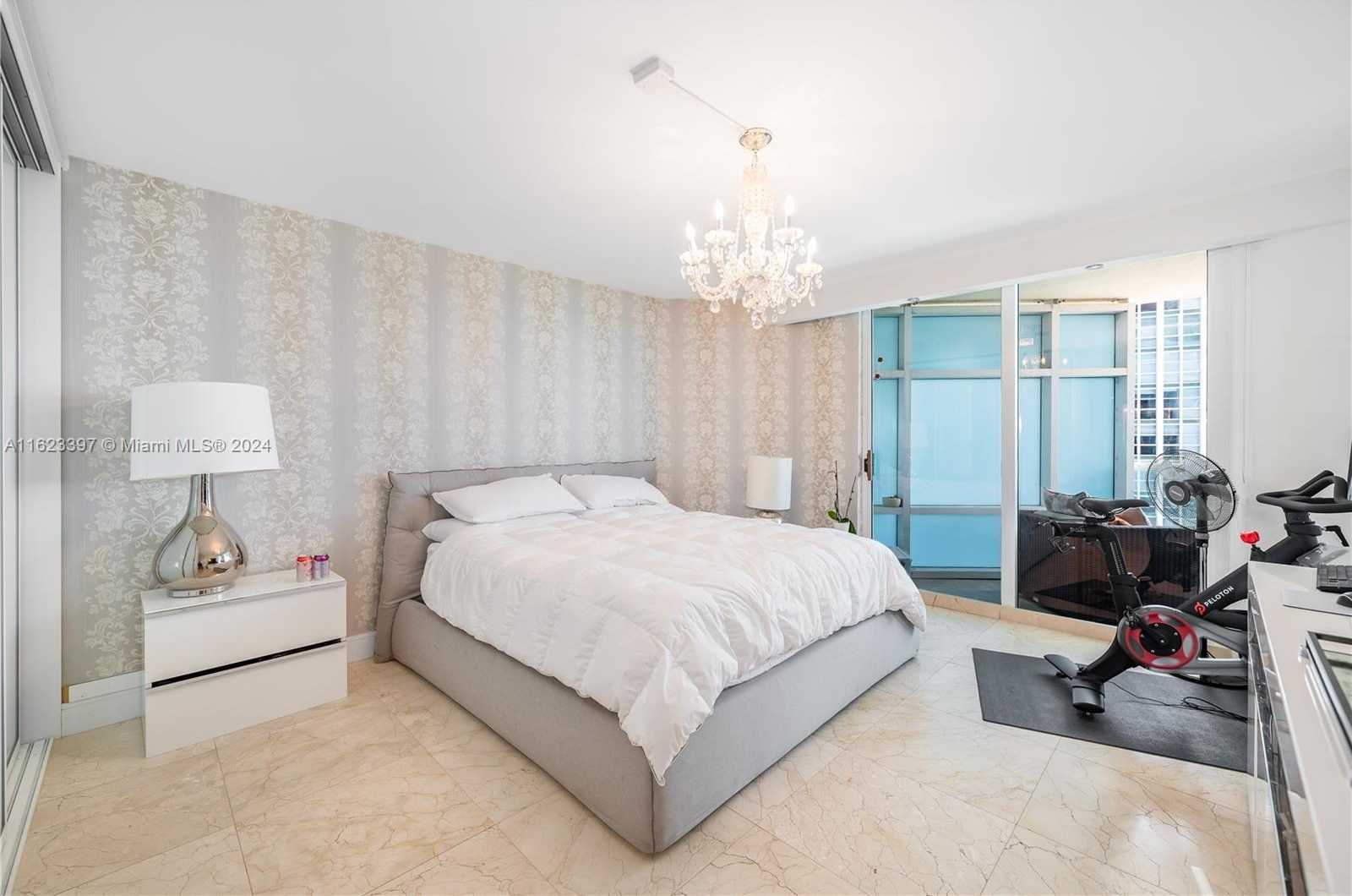 Small Image of 5025 COLLINS AVE #903, Miami Beach Number 17