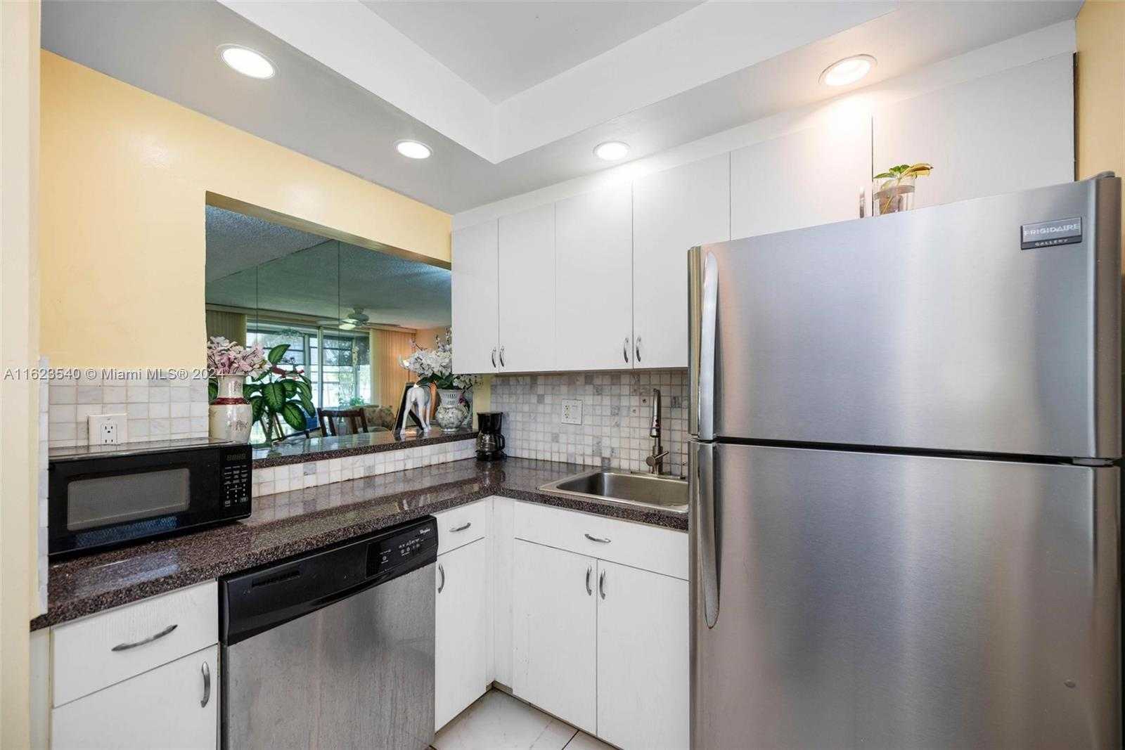 Small Image of 2999 POINT EAST DR #C109, Aventura Number 14