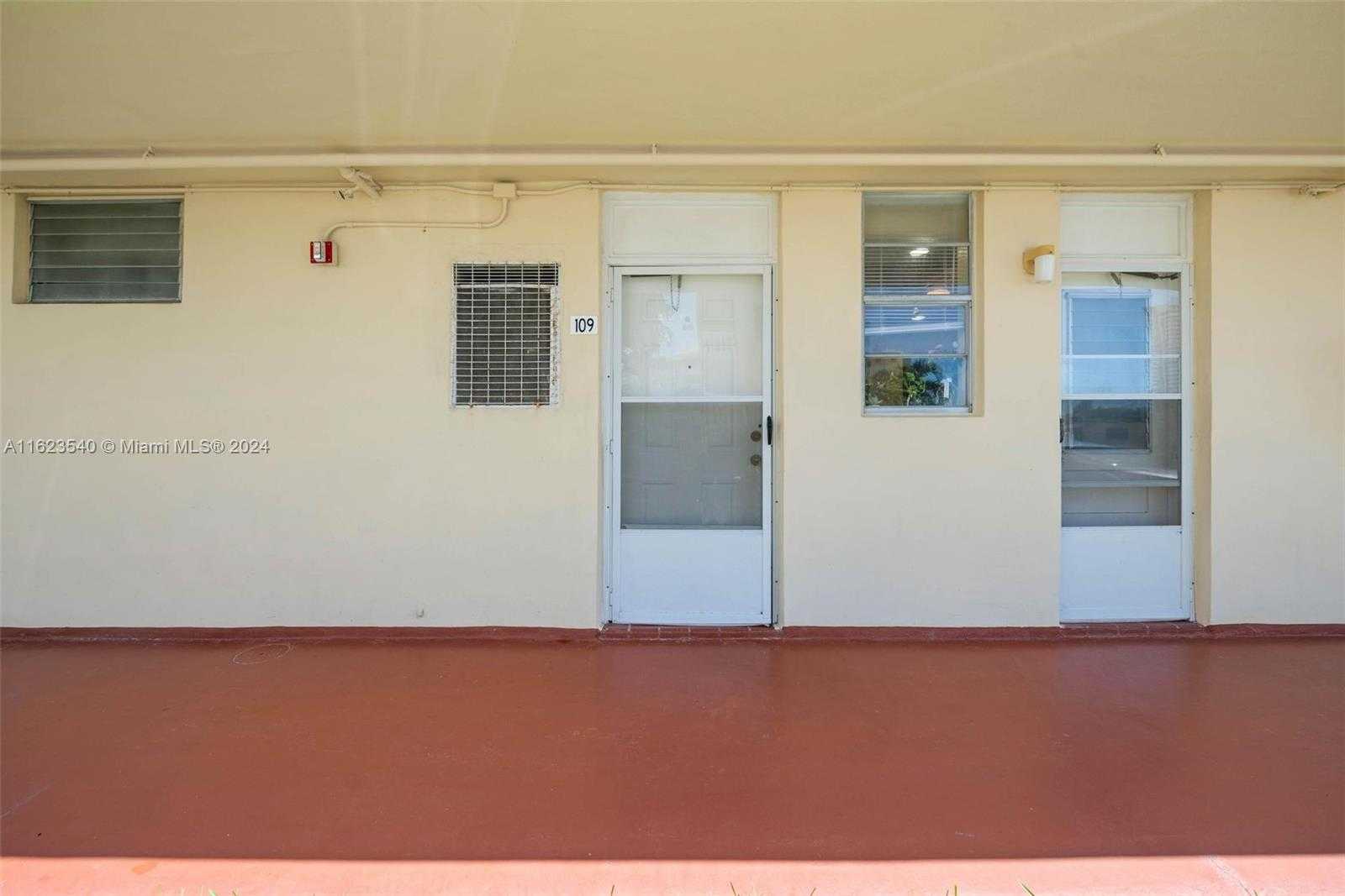 Small Image of 2999 POINT EAST DR #C109, Aventura Number 16