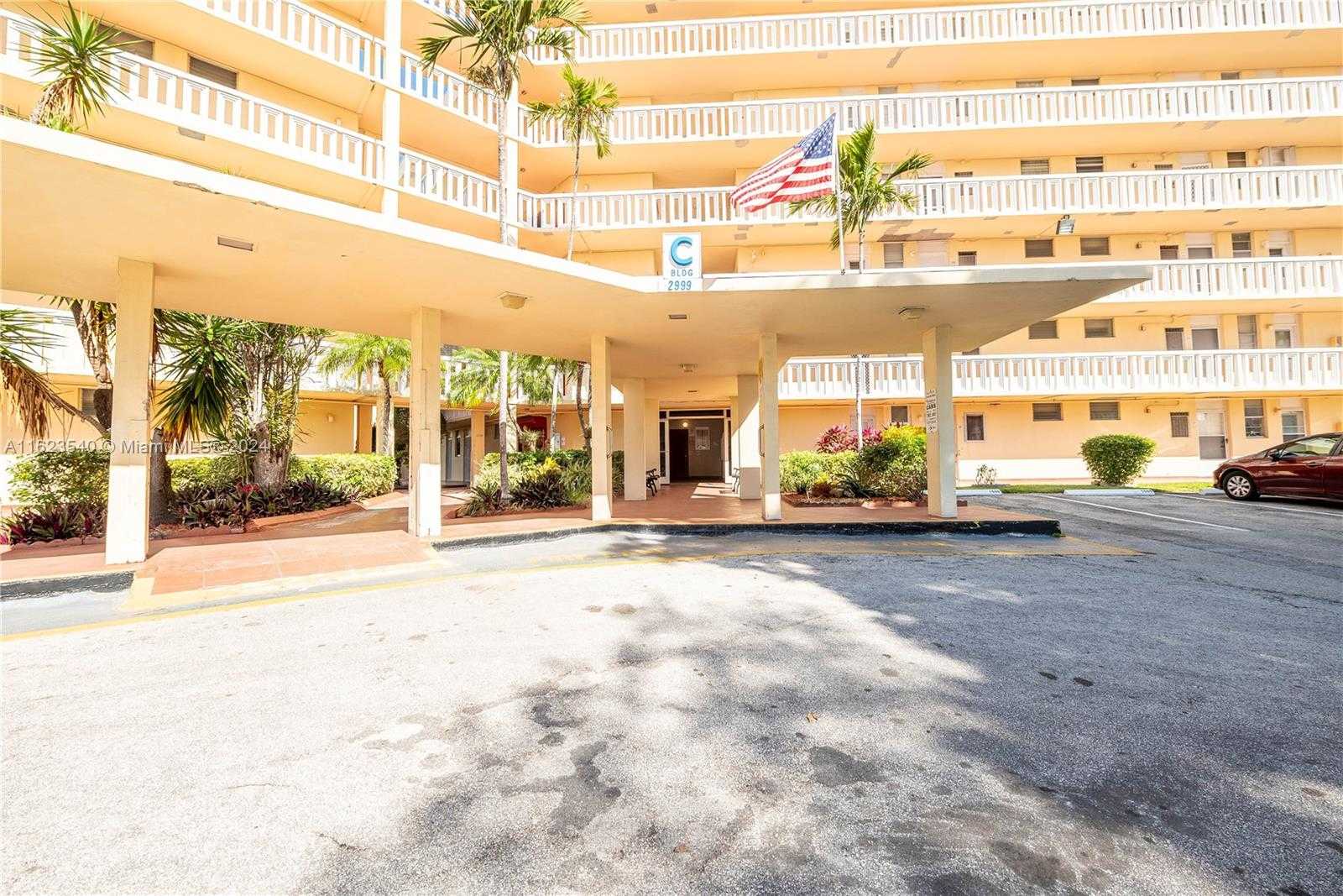 Small Image of 2999 POINT EAST DR #C109, Aventura Number 19