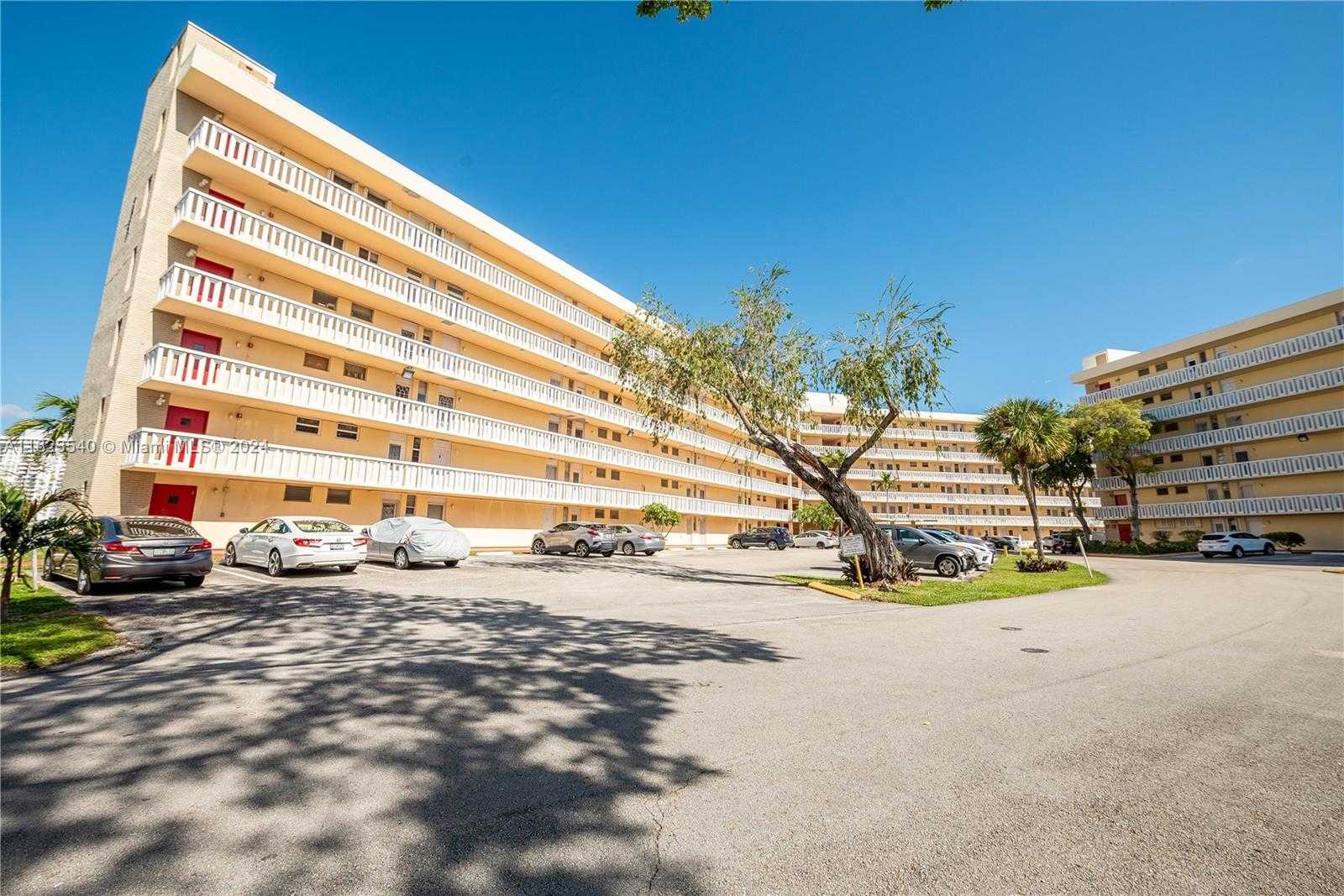 Small Image of 2999 POINT EAST DR #C109, Aventura Number 21