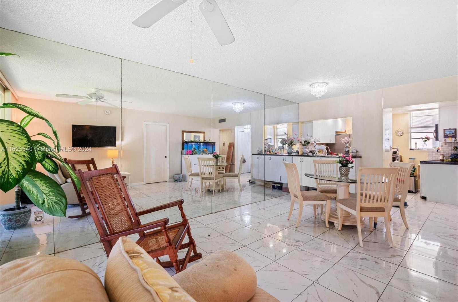 Small Image of 2999 POINT EAST DR #C109, Aventura Number 3