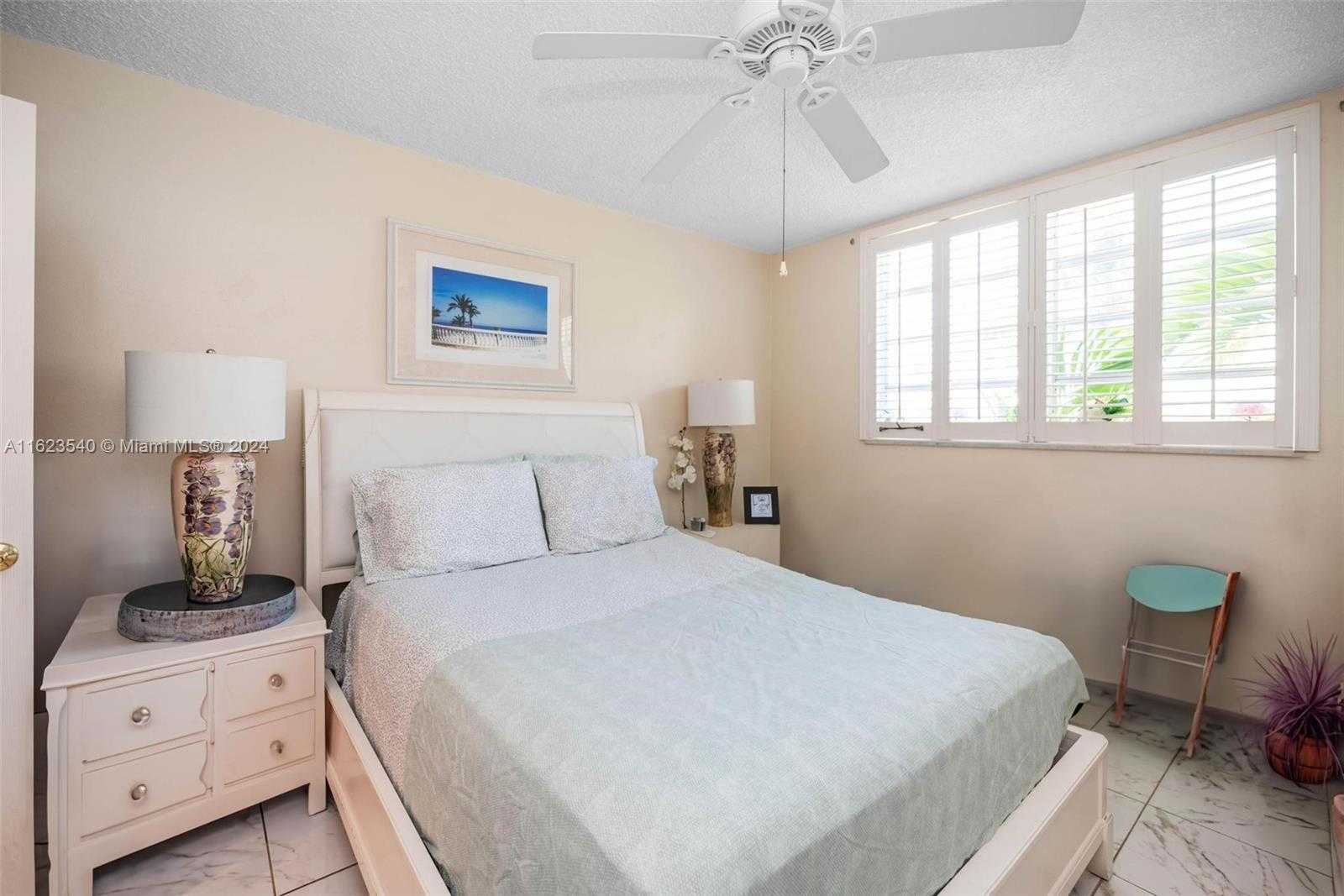 Small Image of 2999 POINT EAST DR #C109, Aventura Number 7