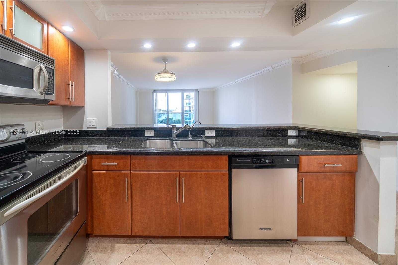 Small Image of 3800 SOUTH OCEAN DR #801, Hollywood Number 3