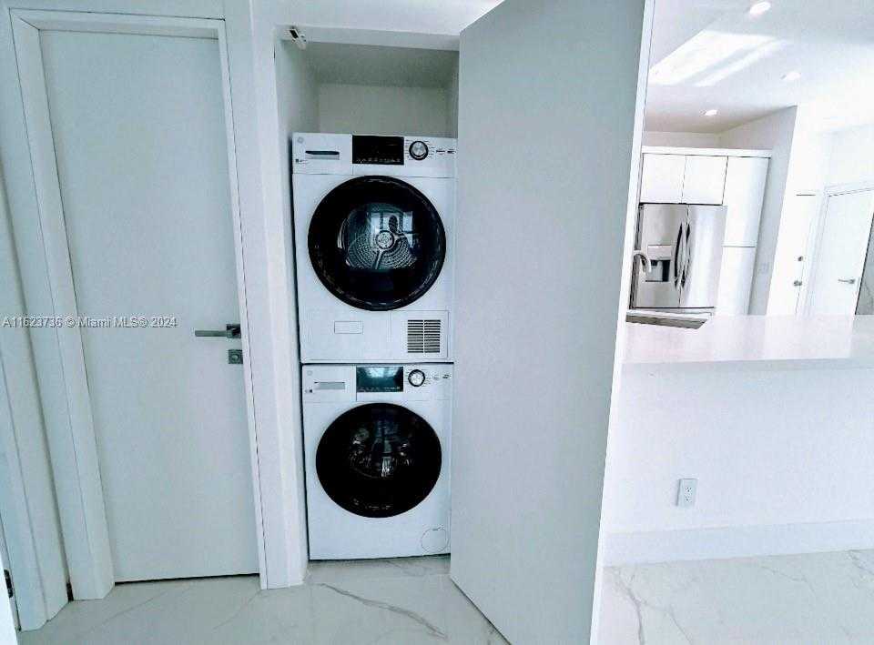 Small Image of 2030 SOUTH OCEAN DR #2220, Hallandale Beach Number 24