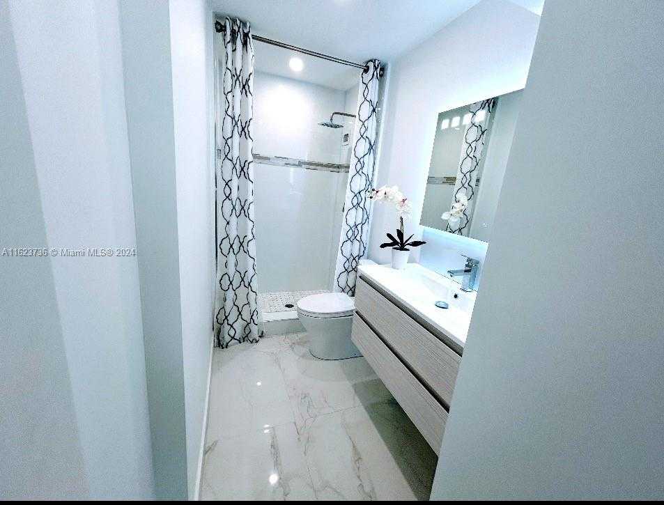 Small Image of 2030 SOUTH OCEAN DR #2220, Hallandale Beach Number 26