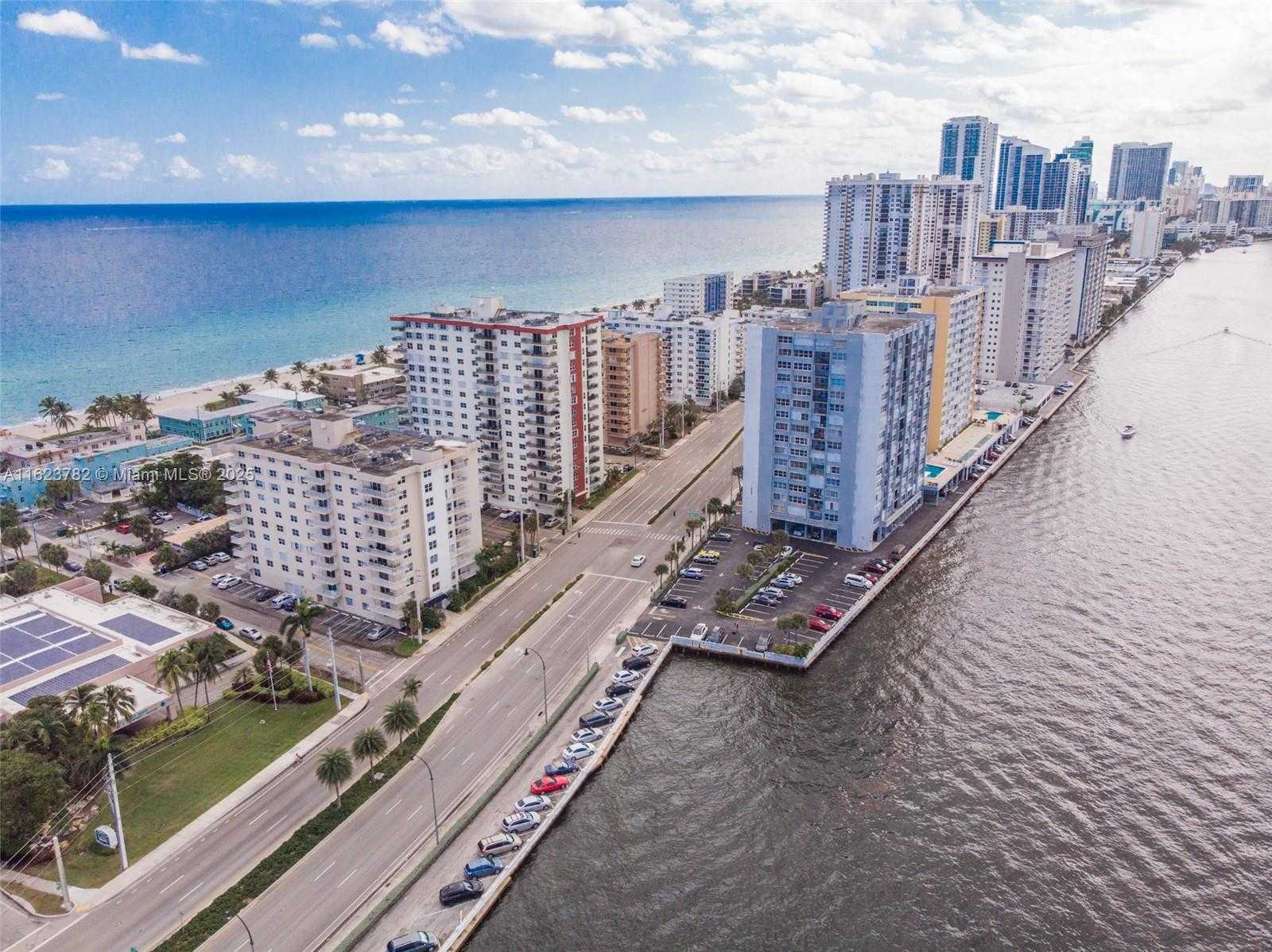 Small Image of 1501 SOUTH OCEAN DR #201, Hollywood Number 2