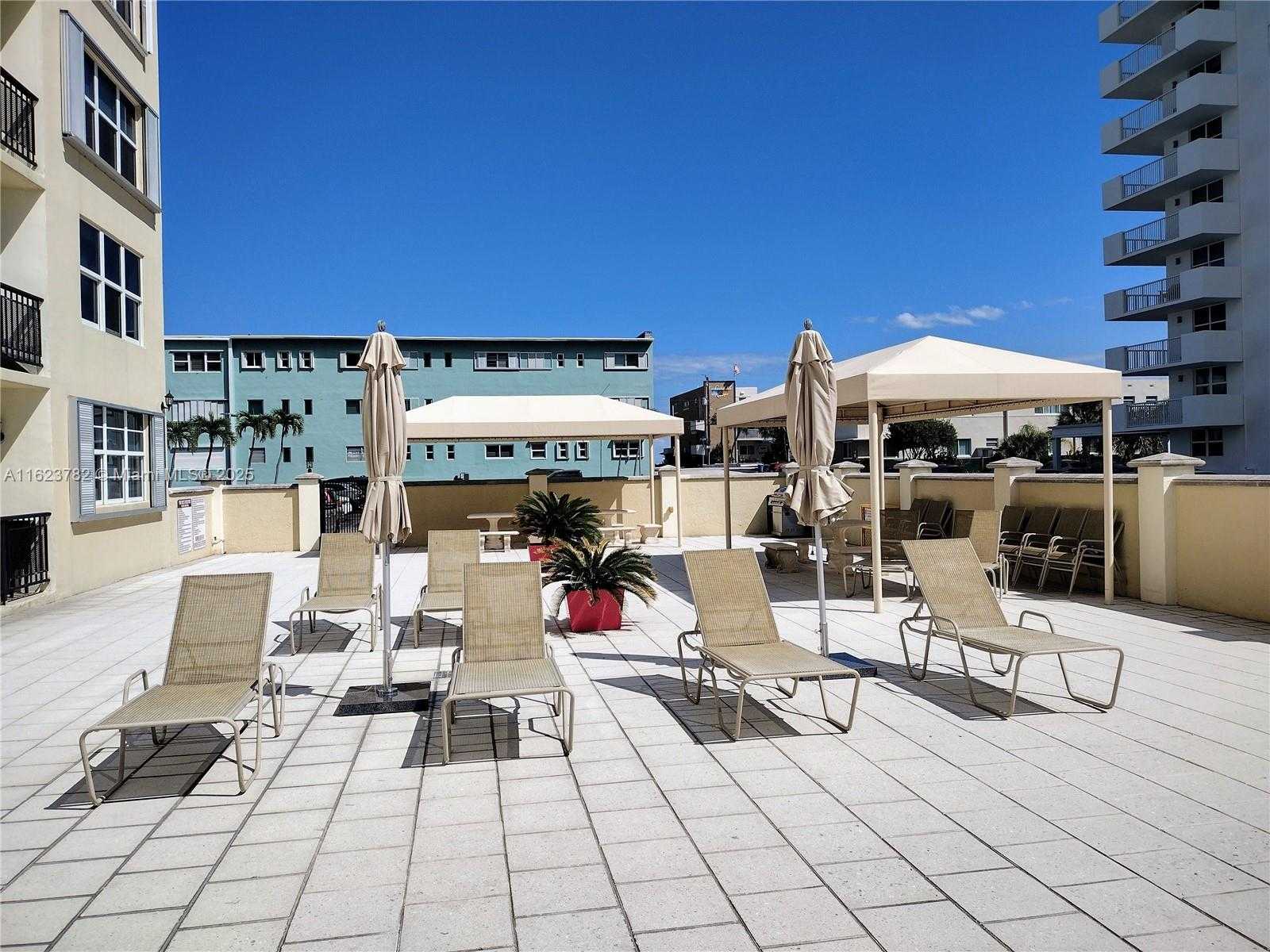 Small Image of 1501 SOUTH OCEAN DR #201, Hollywood Number 29
