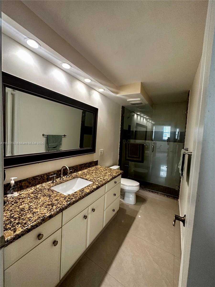 Small Image of 1501 SOUTH OCEAN DR #201, Hollywood Number 9