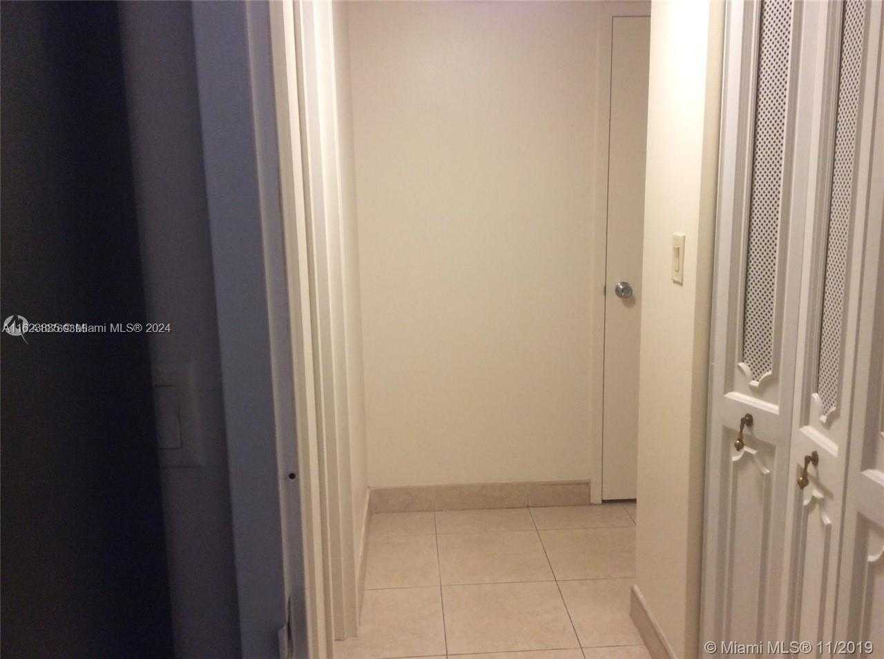 Small Image of 20100 WEST COUNTRY CLUB DR #202, Aventura Number 13