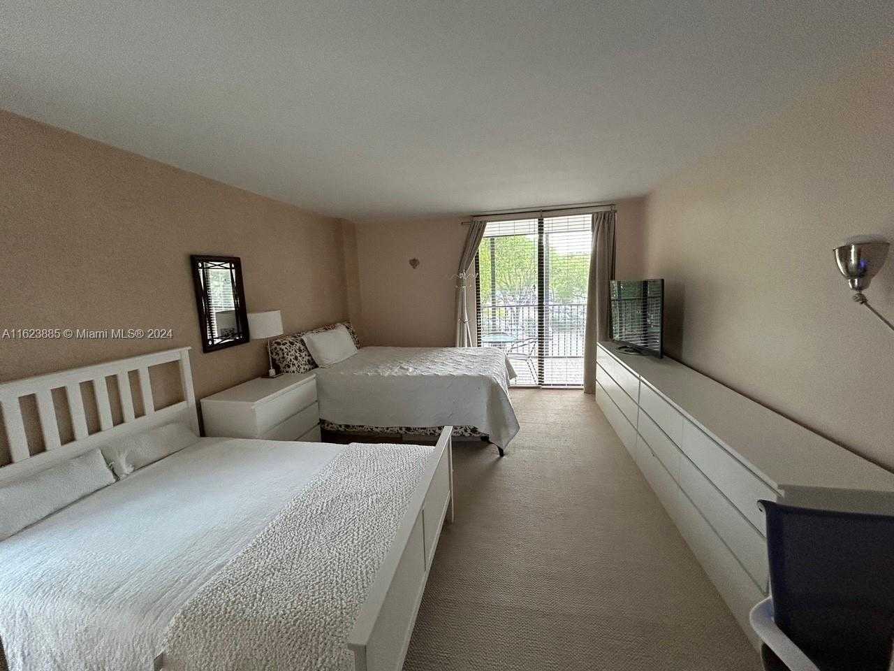 Small Image of 20100 WEST COUNTRY CLUB DR #202, Aventura Number 6