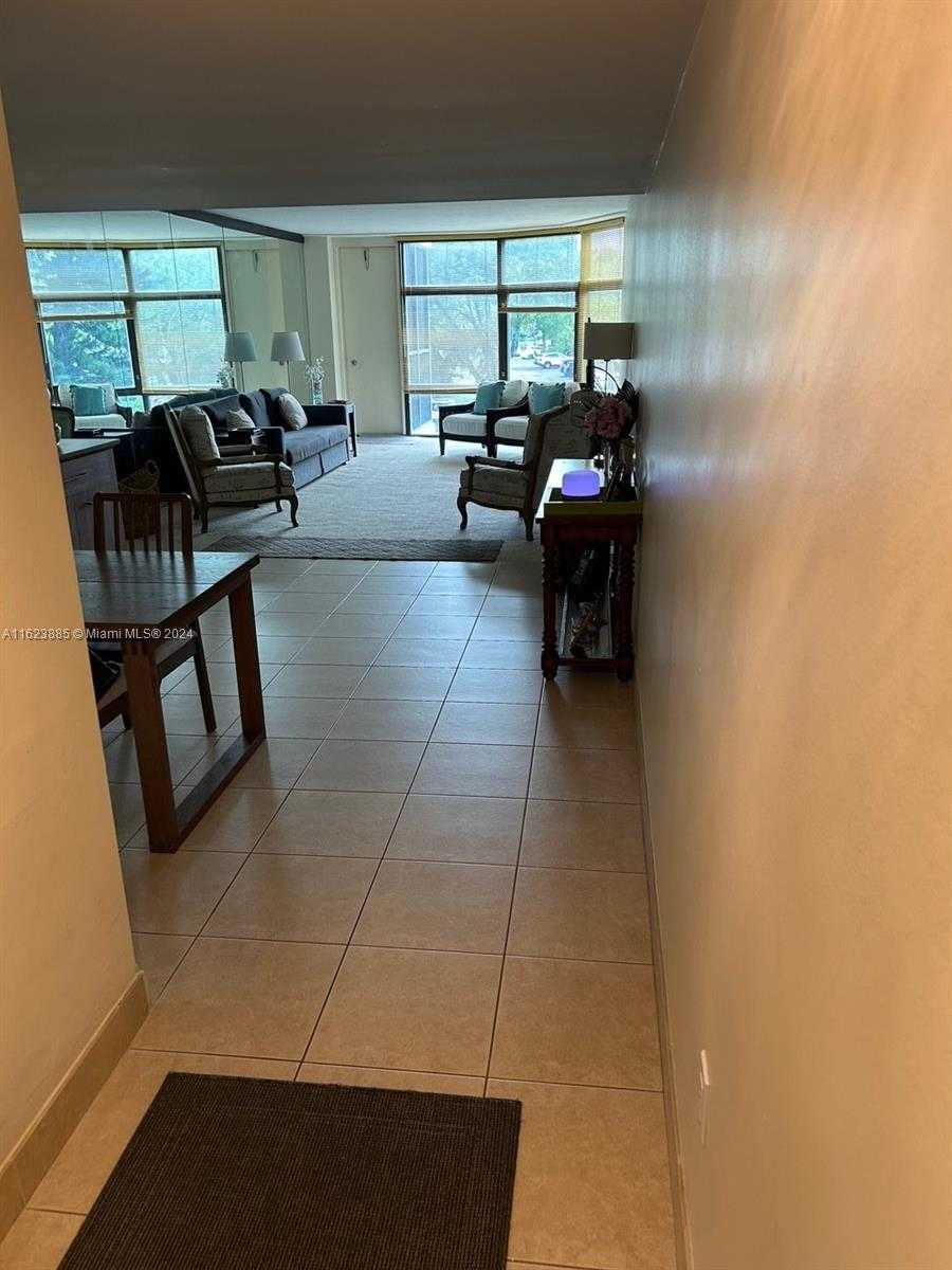 Small Image of 20100 WEST COUNTRY CLUB DR #202, Aventura Number 9