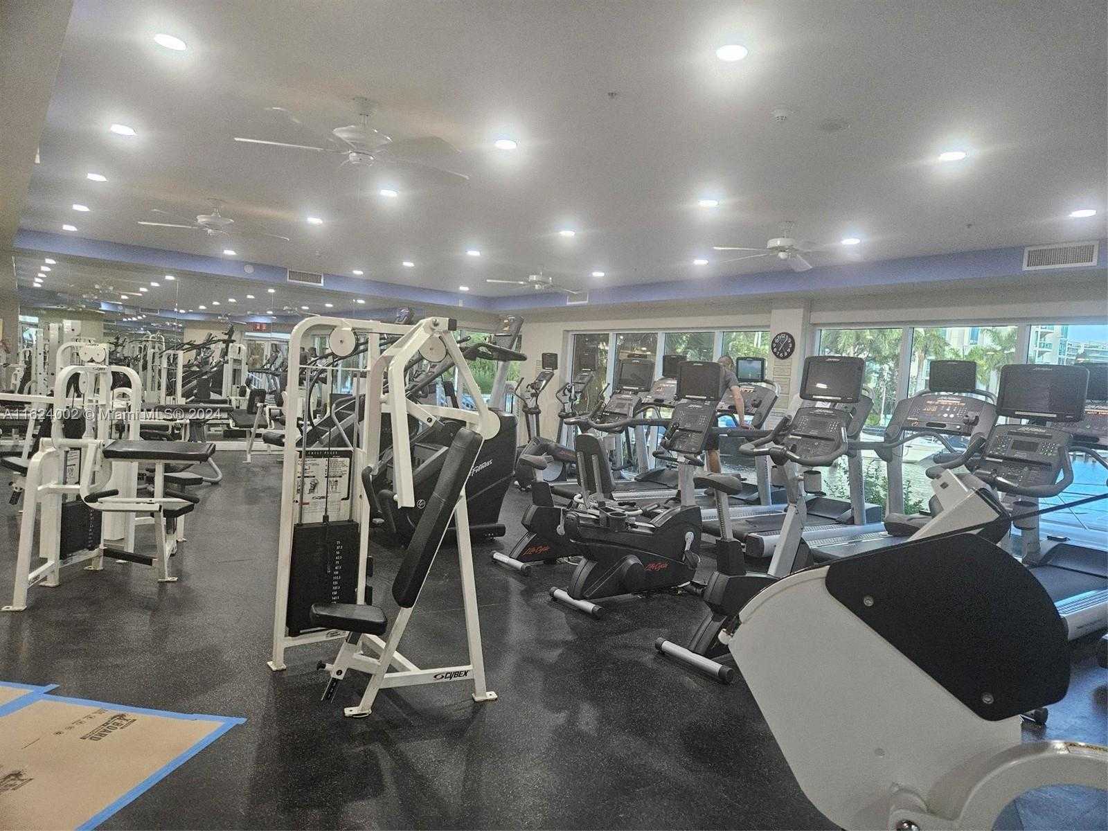 Small Image of 3330 NORTH EAST 190TH ST #MPH15, Aventura Number 37