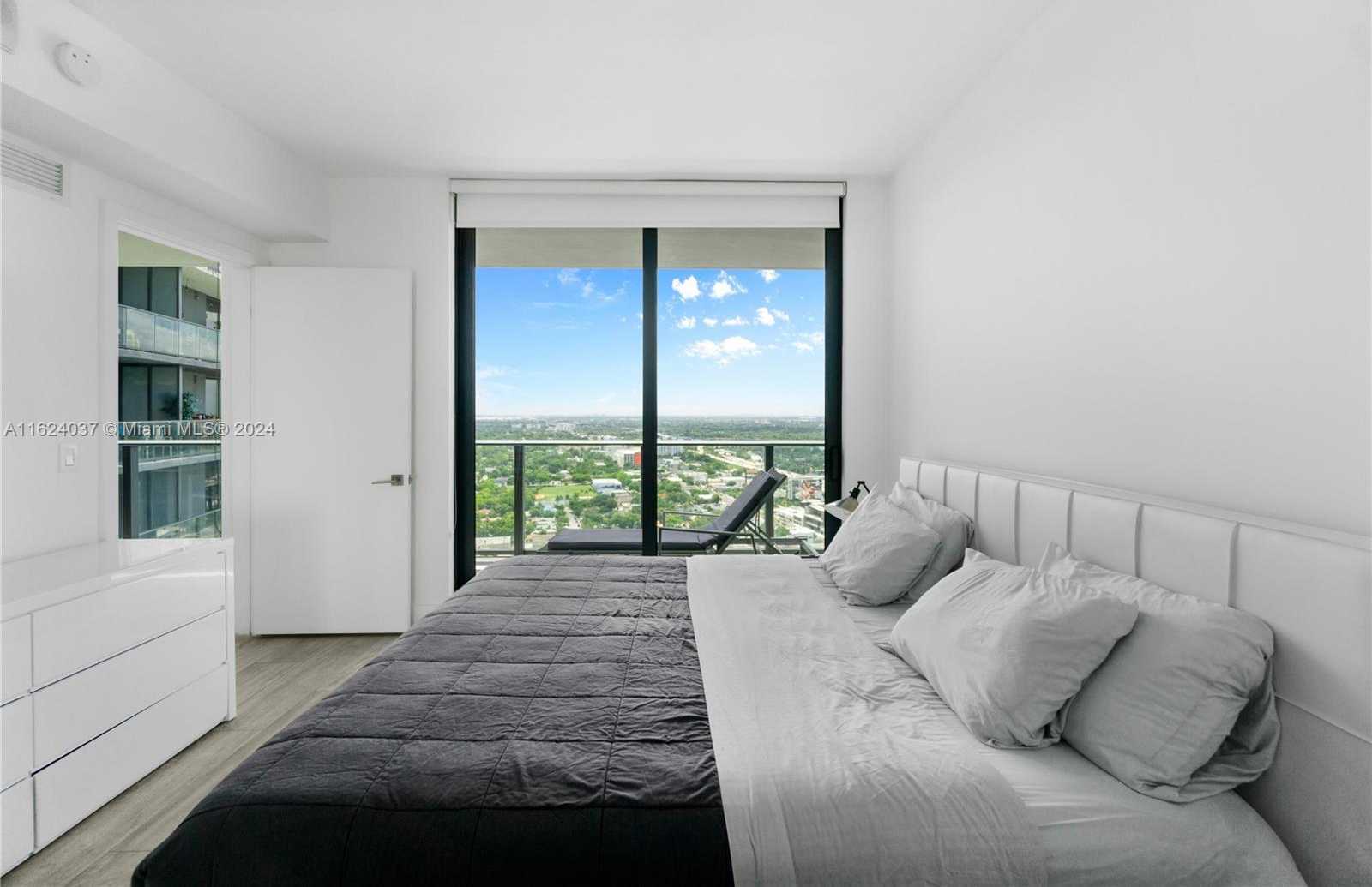Small Image of 121 NORTH EAST 34TH ST #3012, Miami Number 11