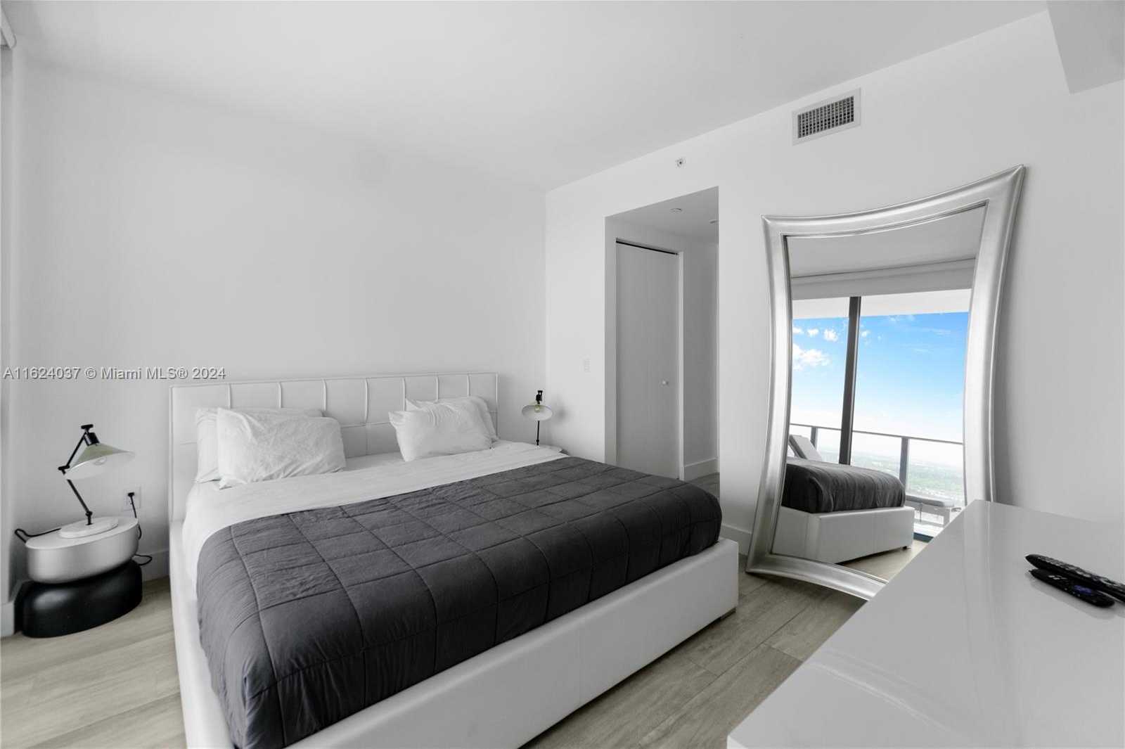 Small Image of 121 NORTH EAST 34TH ST #3012, Miami Number 13