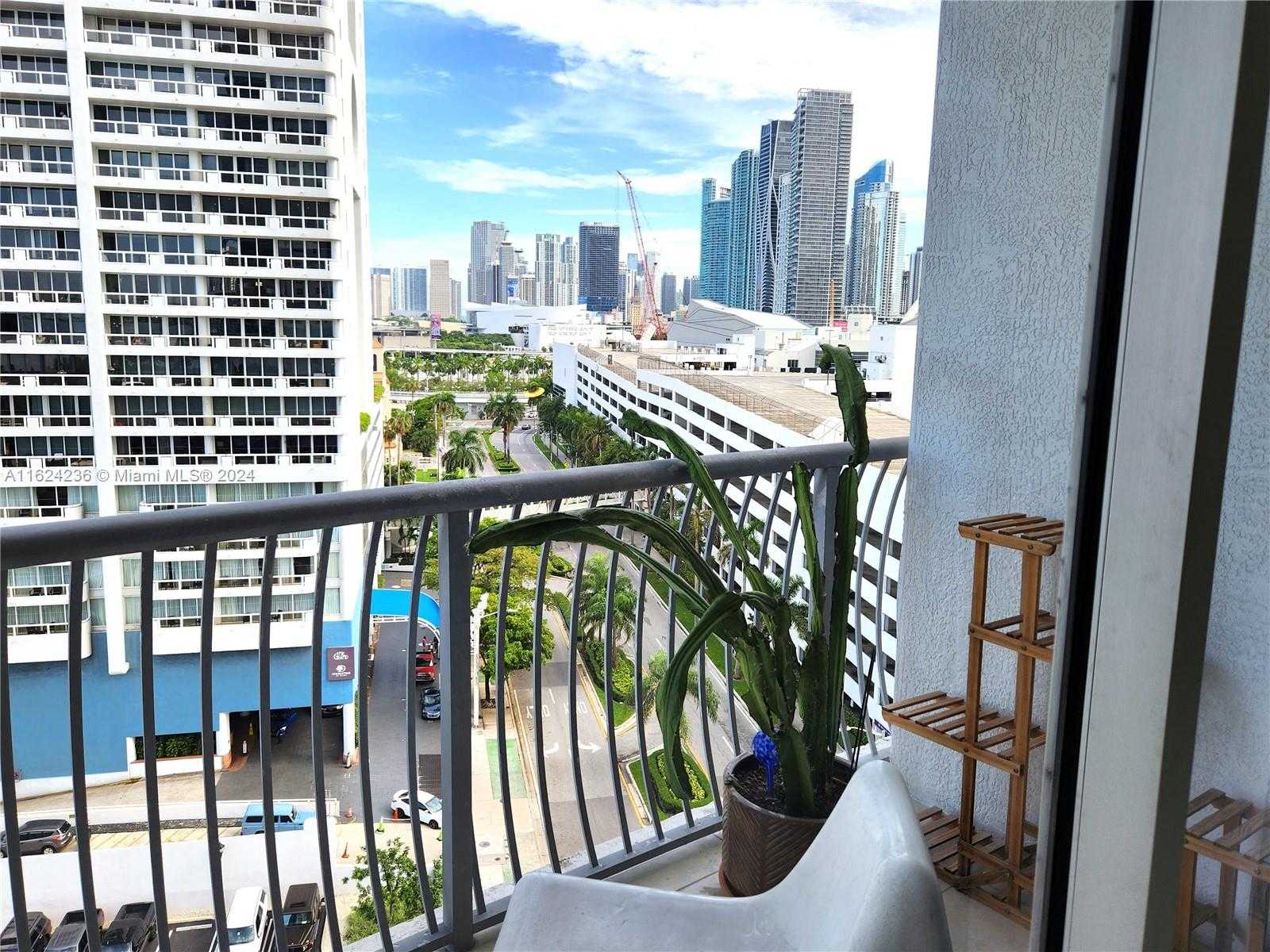 Small Image of 1750 NORTH BAYSHORE DR #1204, Miami Number 11