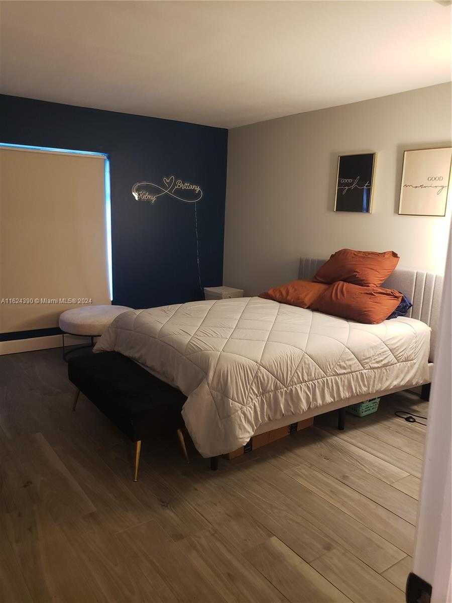 Small Image of 2220 NORTH EAST 68TH ST #1028, Fort Lauderdale Number 11