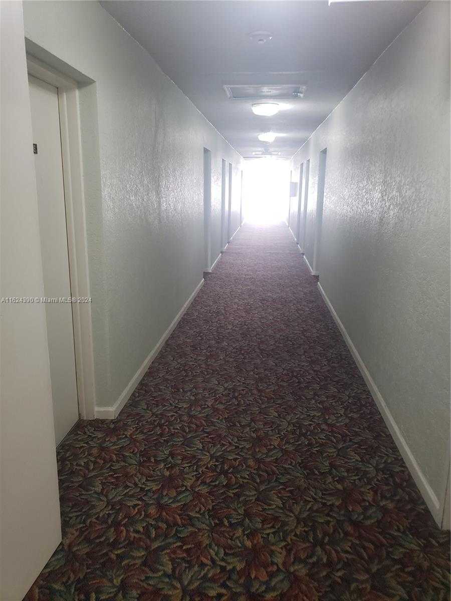 Small Image of 2220 NORTH EAST 68TH ST #1028, Fort Lauderdale Number 25