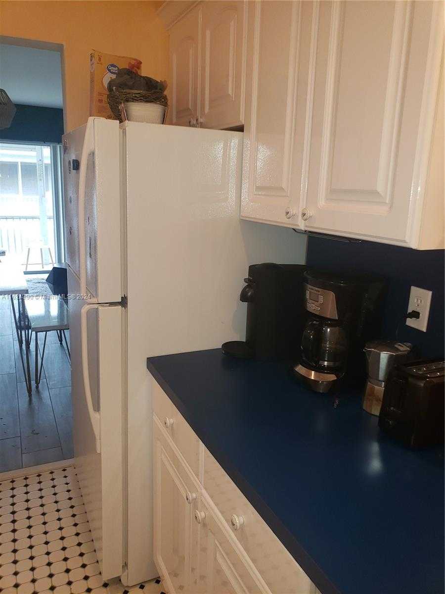 Small Image of 2220 NORTH EAST 68TH ST #1028, Fort Lauderdale Number 8