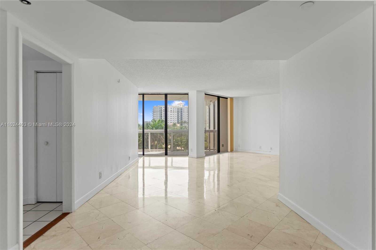 Small Image of 20185 EAST COUNTRY CLUB DR #502, Aventura Number 13