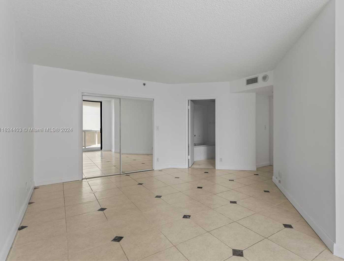 Small Image of 20185 EAST COUNTRY CLUB DR #502, Aventura Number 25