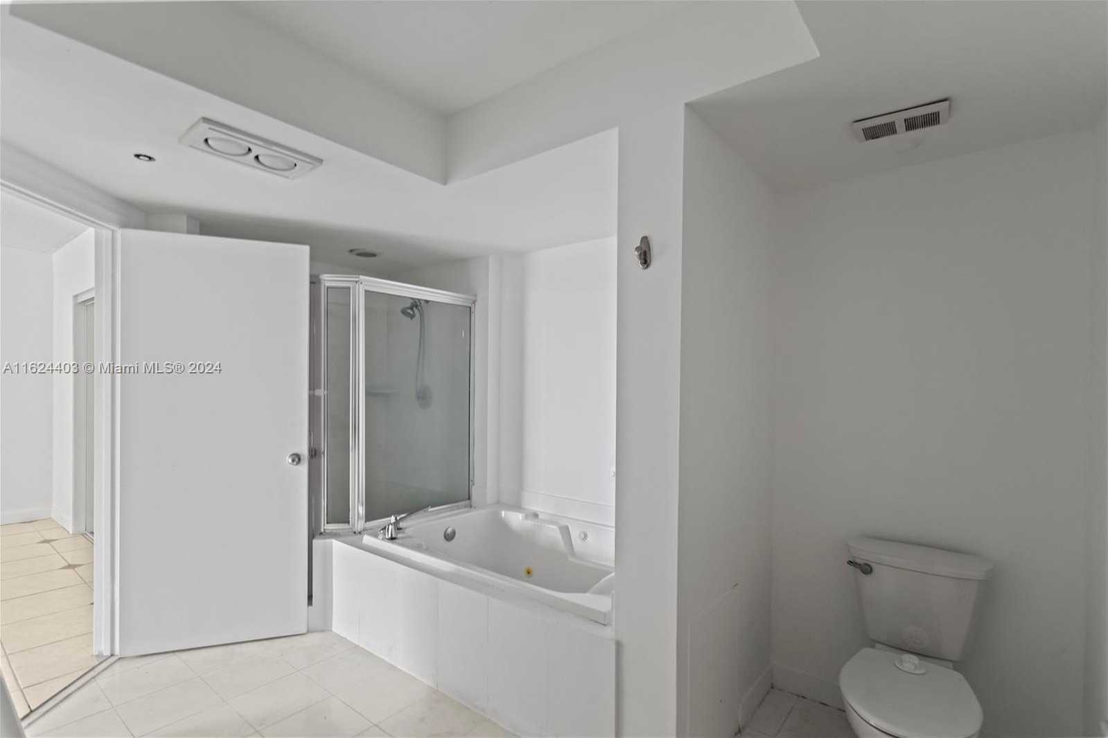 Small Image of 20185 EAST COUNTRY CLUB DR #502, Aventura Number 33