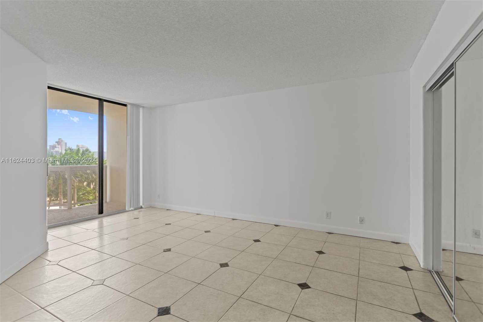 Small Image of 20185 EAST COUNTRY CLUB DR #502, Aventura Number 36