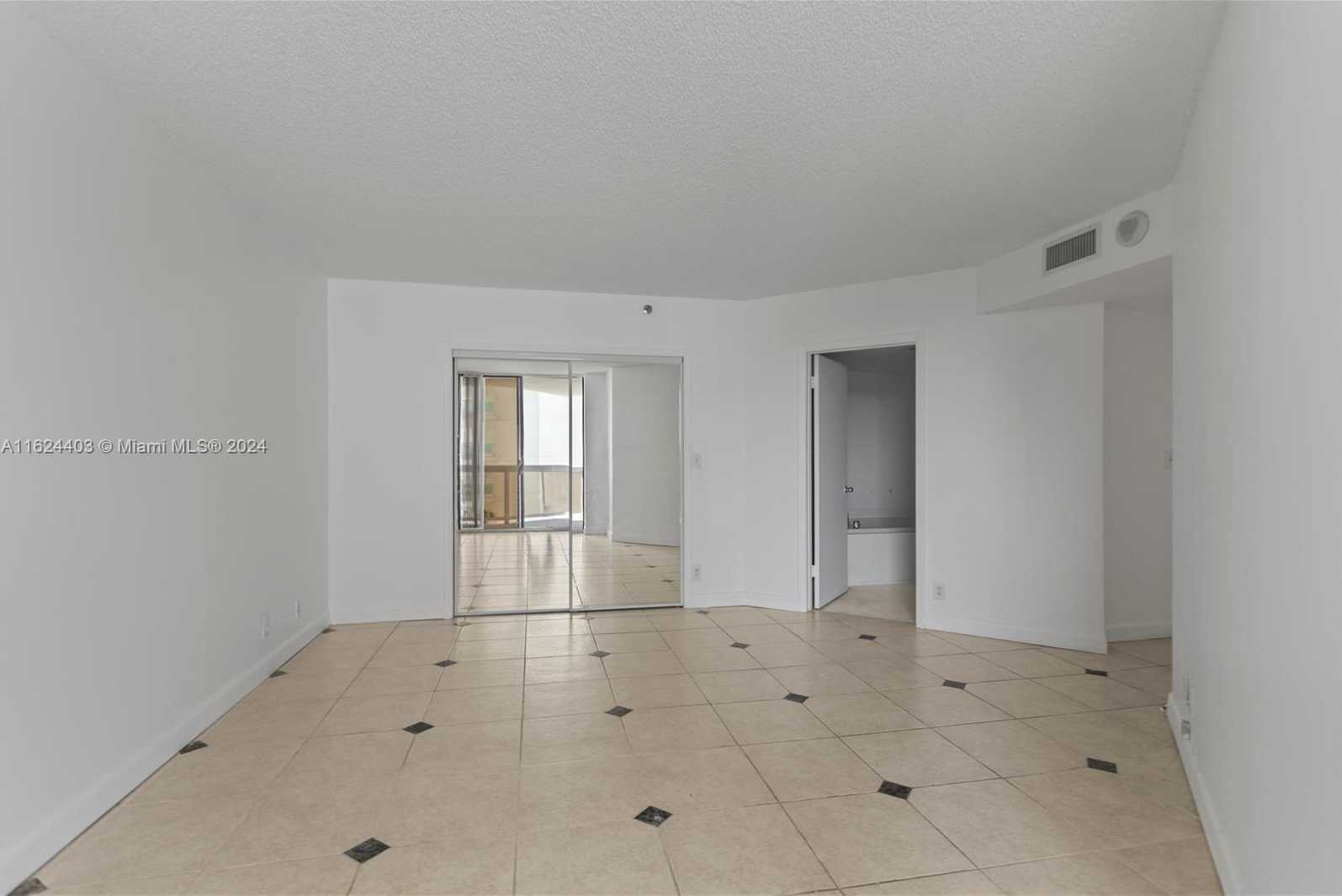 Small Image of 20185 EAST COUNTRY CLUB DR #502, Aventura Number 37