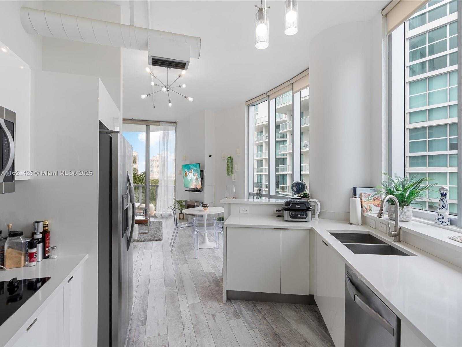 Small Image of 3029 NORTH EAST 188TH ST #725, Aventura Number 14